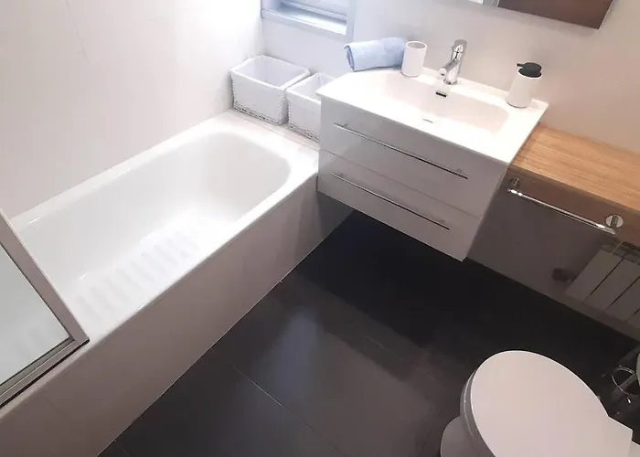 Playa & Parking דירה *